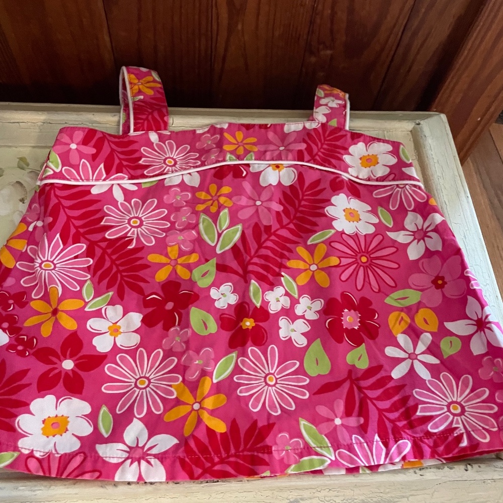 Gymboree sleeveless top, small, 3 yrs